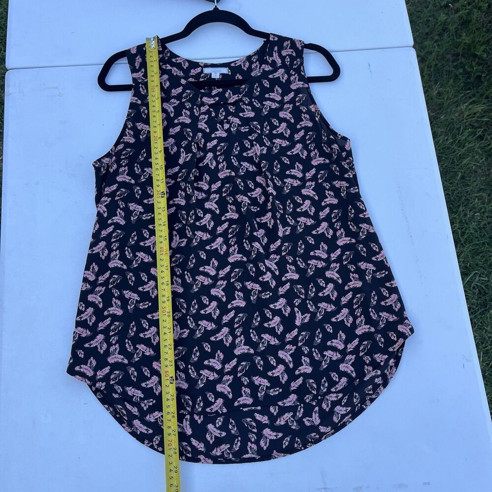 Pleione Size M Tunic Blouse w/ pink & white feather print - Picture 7 of 12